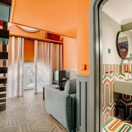 Axis Avenida Hotel 4*