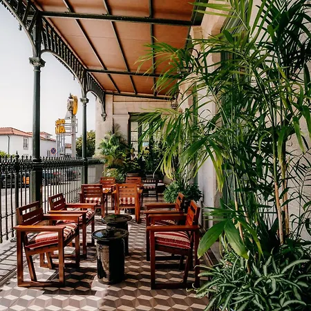 Hotel Axis Avenida 4*